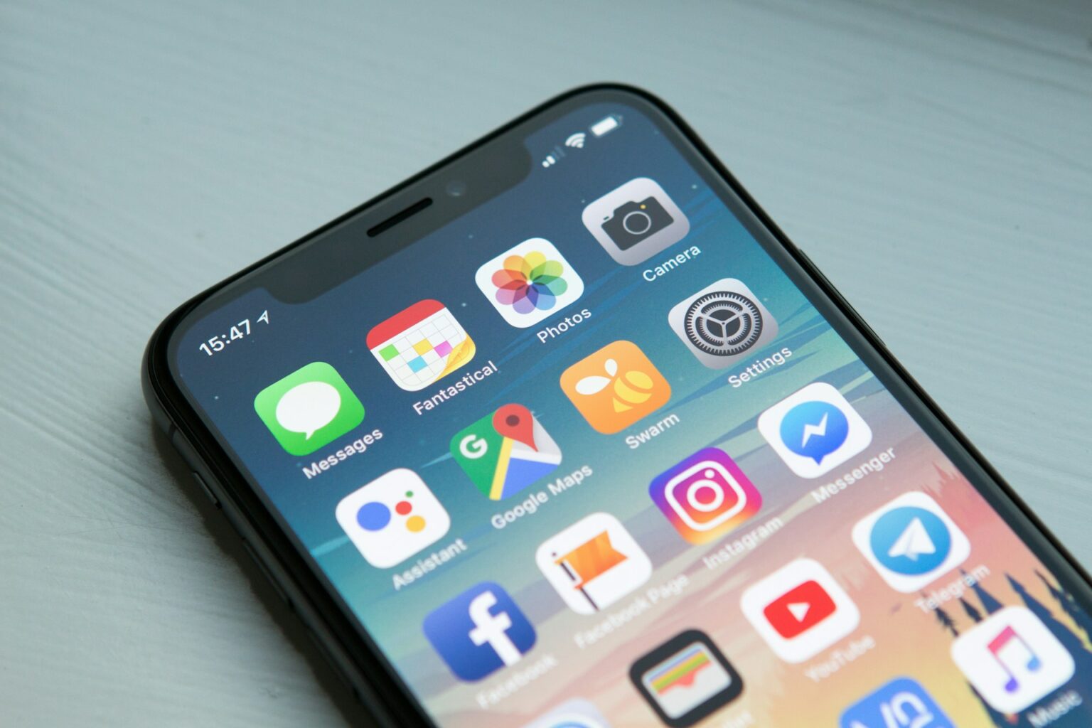 how to block websites on iphone